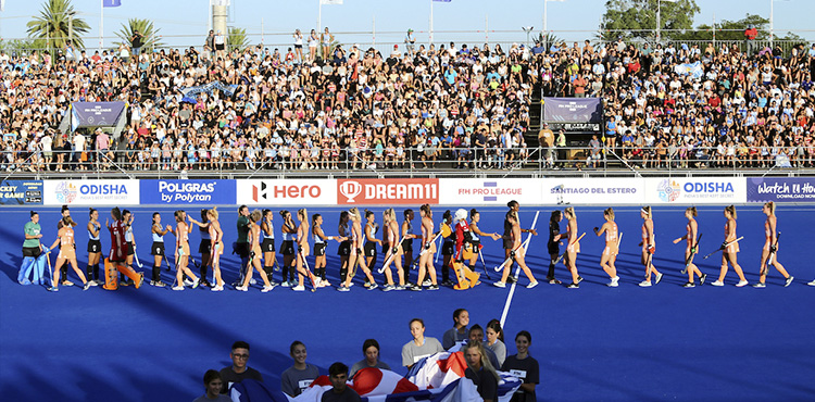 Los Leones si, Las Leonas no 