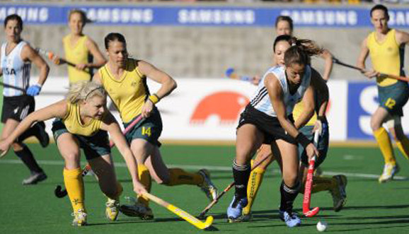 Las Leonas derrotaron 3 a 2  Australia