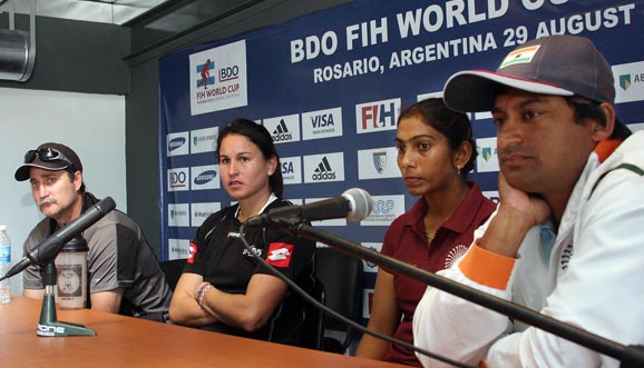 Conferencia de prensa, Nueva Zelanda 3-0 India