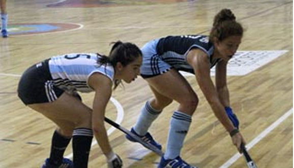 Torneo 4 Naciones Indoor de Hockey - Argentina Lider en Trelew