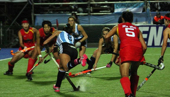 De la mano de Lucha, a semis del Mundial