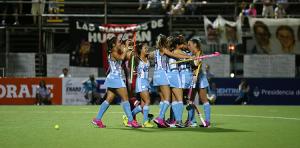 HWL2015 | LAS LEONAS GANARON EN EL DEBUT