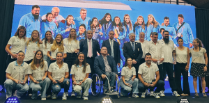 RECONOCIMIENTO A LAS LEONAS POR LA MEDALLA DE BRONCE