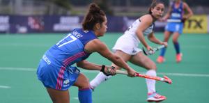 LAS LEONAS GOLEARON A URUGUAY